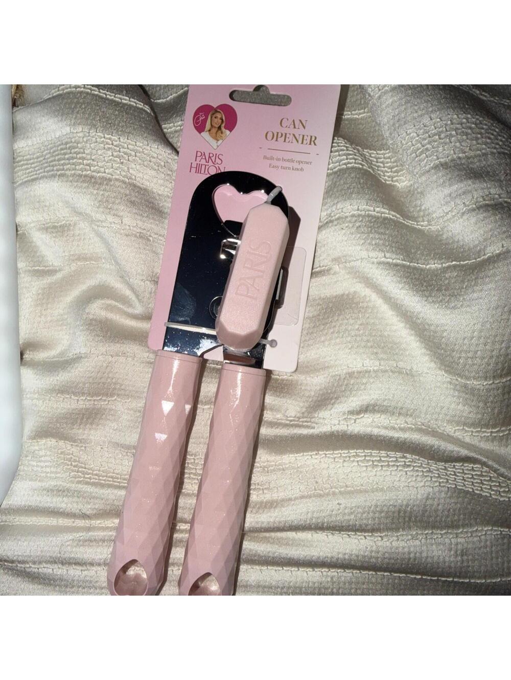 PARIS HILTON CAN OPENER WITH BOTTLE OPENER pale PINK PARIS HILTON BOTTLE OPENER